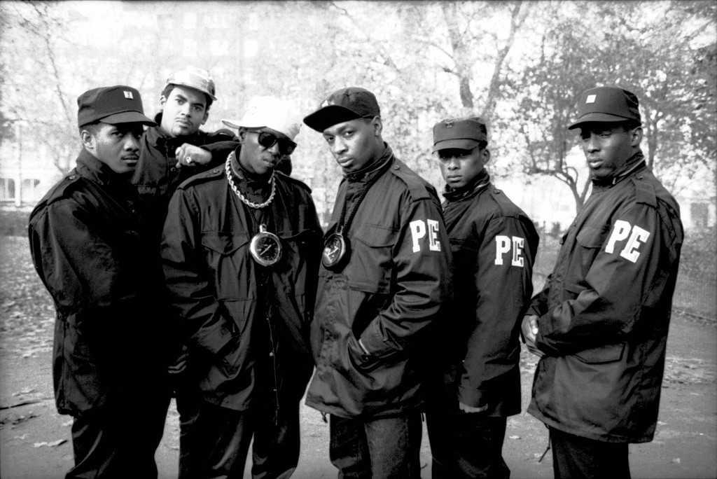 UNITED KINGDOM - FEBRUARY 11: HYDE PARK Photo of Flavor FLAV and Chuck D and PUBLIC ENEMY, B&W Posed (Photo by David Corio/Redferns)